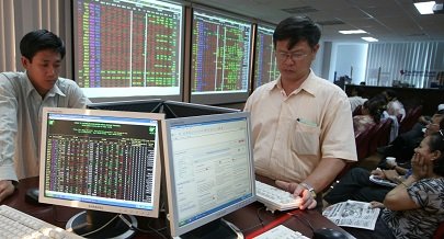 VN-Index quay đầu tăng mạnh