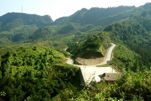 Núi Đôi ở Quản Bạ - Hà Giang