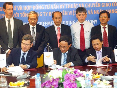 La Poste Group hỗ trợ LienVietPost Bank xây dựng ngân hàng bưu điện