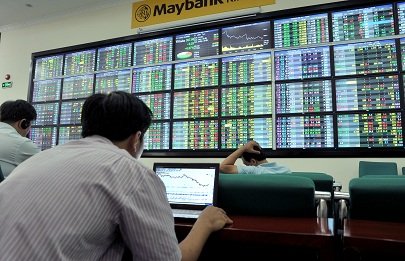 Nhà đầu tư chốt lời, VN-Index giảm nhẹ