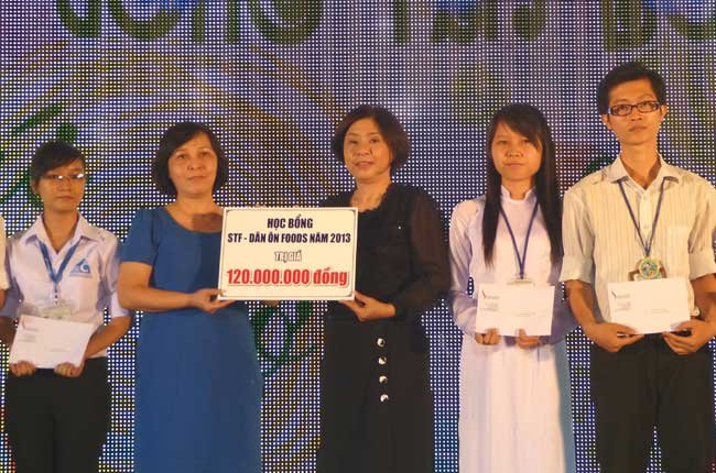 Bến Thành, Dân Ôn Food giúp sinh viên vượt khó