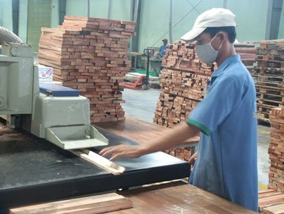 Tiếp tục nới điều kiện cho vay ngoại tệ