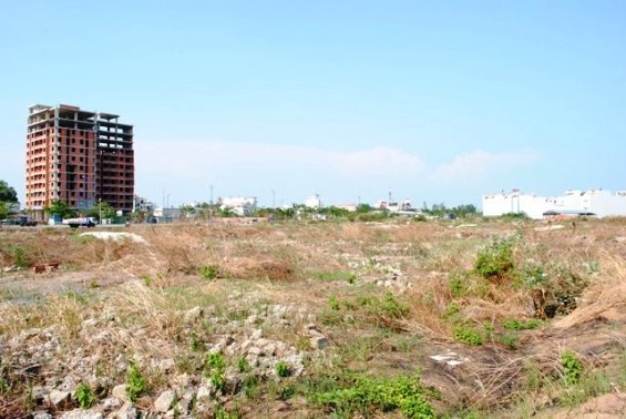Ngừng cấp phép dự án mới, vẫn chưa thuyết phục