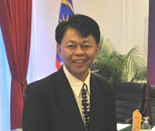 Hàng ngàn cử nhân thất nghiệp, giải quyết thế nào? Hàng ngàn cử nhân thất nghiệp, giải quyết thế nào?
