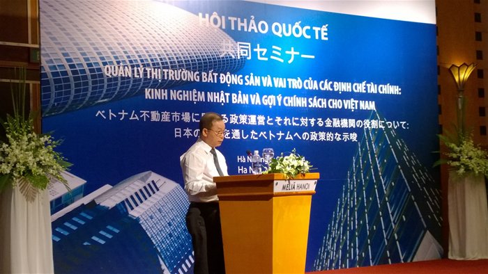 Vì sao thị trường bất động sản không sụp đổ? Vì sao thị trường bất động sản không sụp đổ?