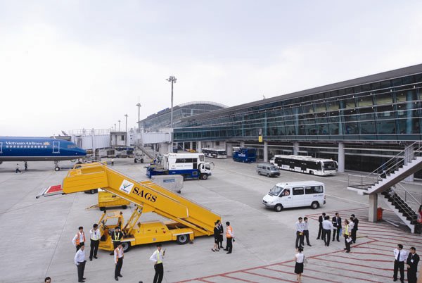 Xây sân bay Long Thành lúc này có quá sức? Xây sân bay Long Thành lúc này có quá sức?