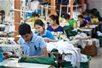 May mặc Myanmar gặp nguy khi EU xem xét trừng phạt thương mại May mặc Myanmar gặp nguy khi EU xem xét trừng phạt thương mại