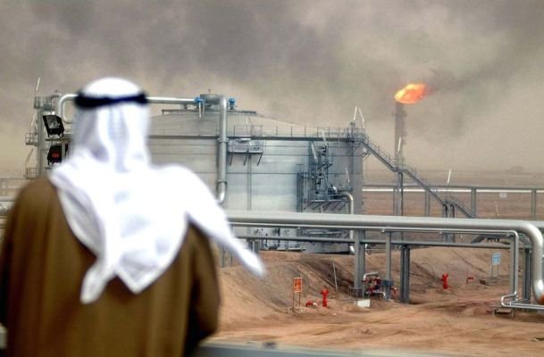 Saudi Arabia có thể chịu đựng dầu giá thấp đến mức nào?